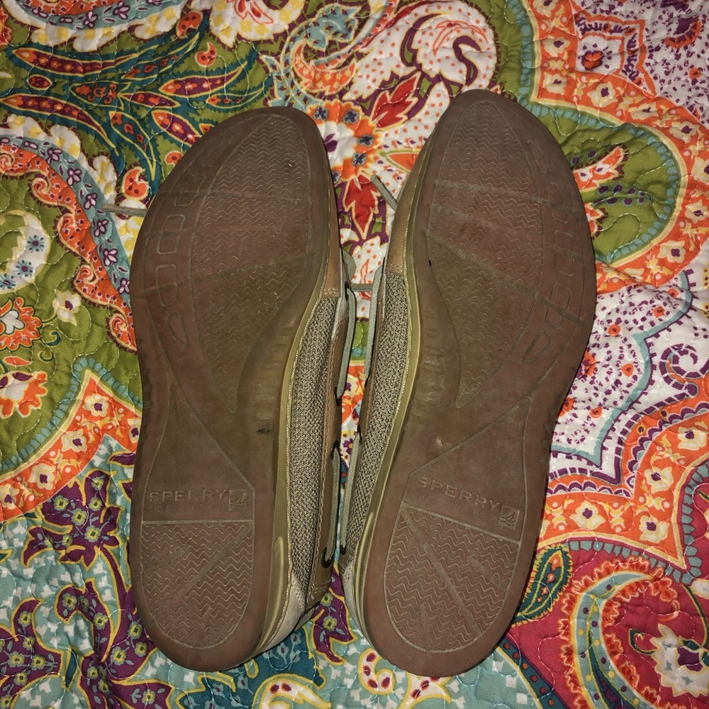 like new Sperry boat shoes - Picture 3 of 3